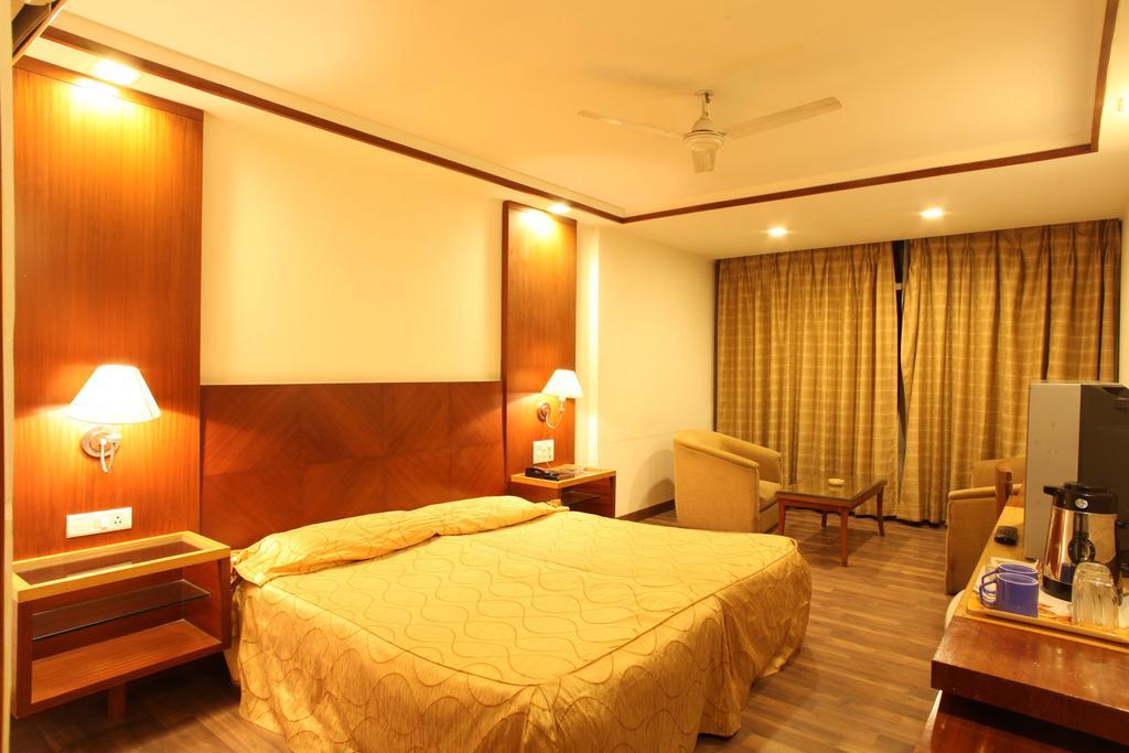 Hotel Jammu Ashok Pokoj fotografie